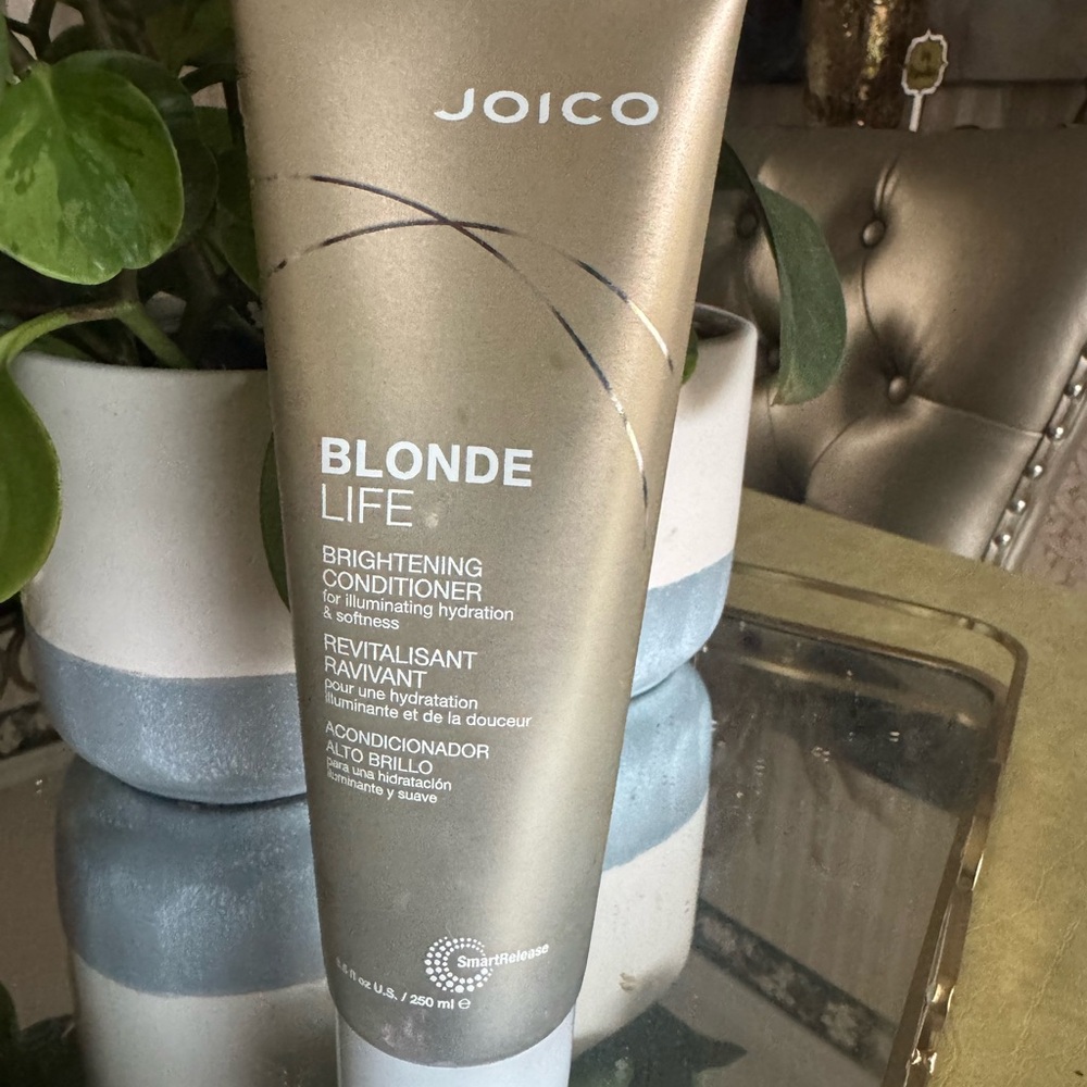Joico Blond Life Brightening Conditioner